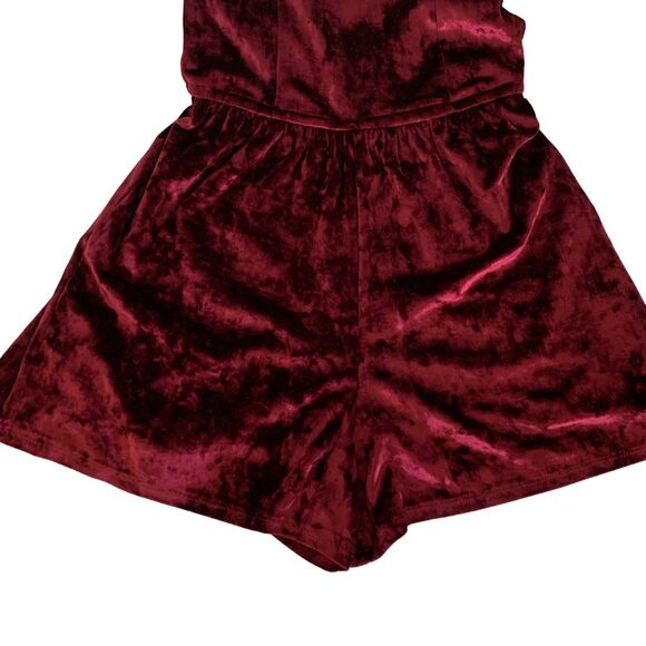 Hollister Burgundy Velvet Romper Size S Party / Holiday Outfit - Picture 8 of 12